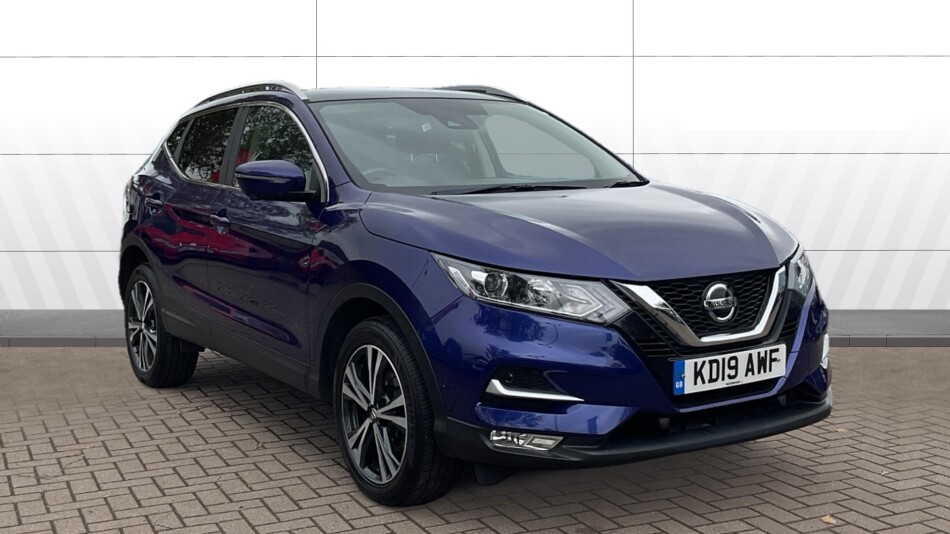 Nissan Qashqai 1.3 DiG-T N-Connecta 5dr Petrol Hatchback
